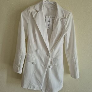 Elagia White Blazer Size XS NWT